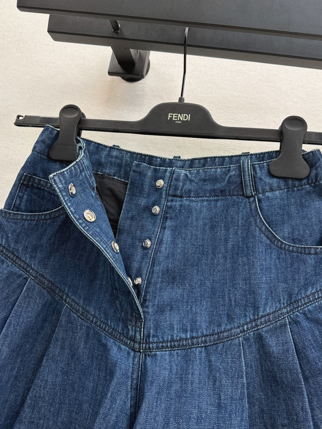 Fend 25fw denim skort