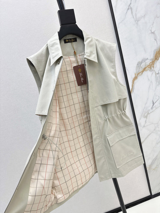 Loro 25fw vest