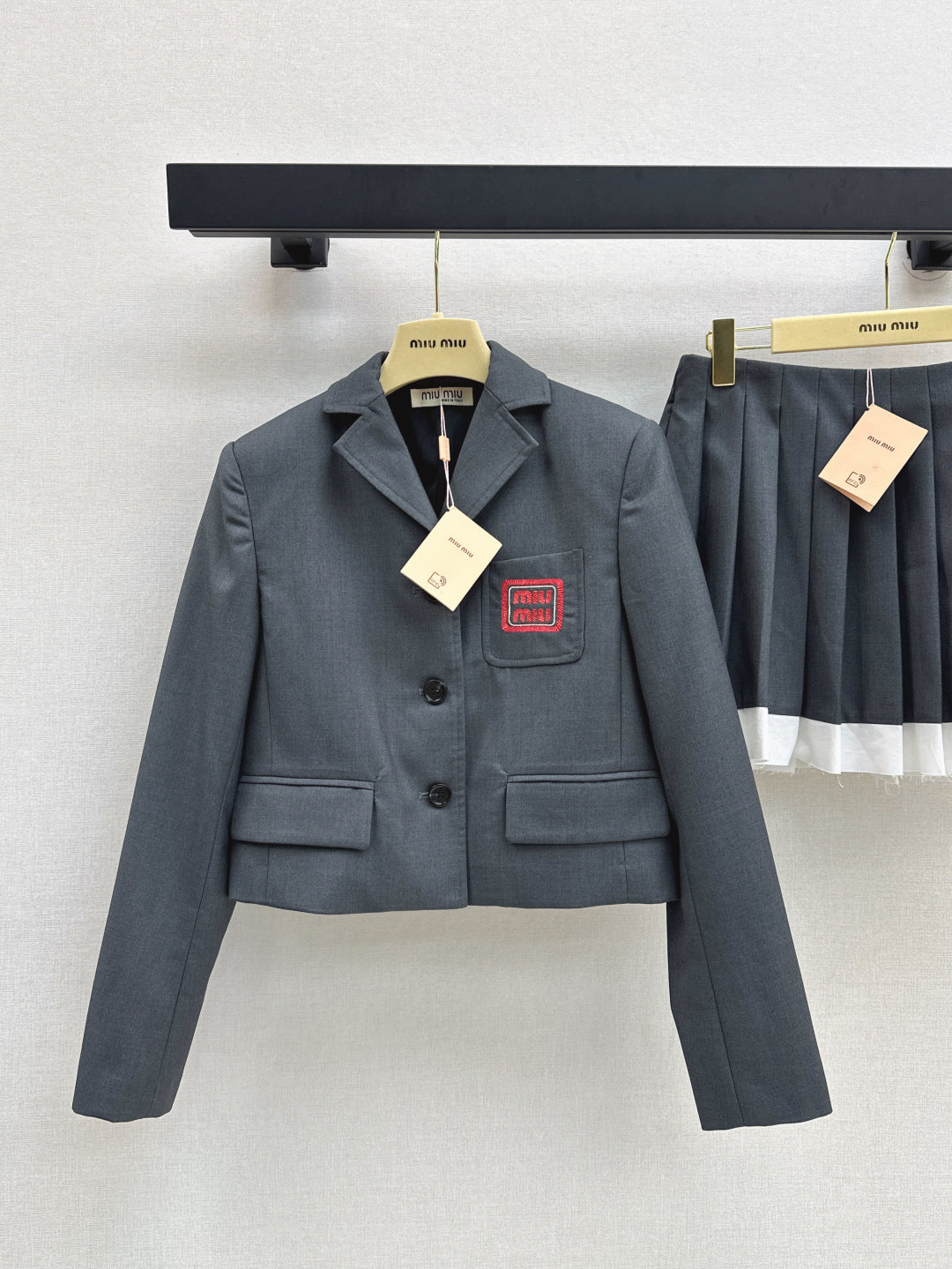 Miu 25fw suit
