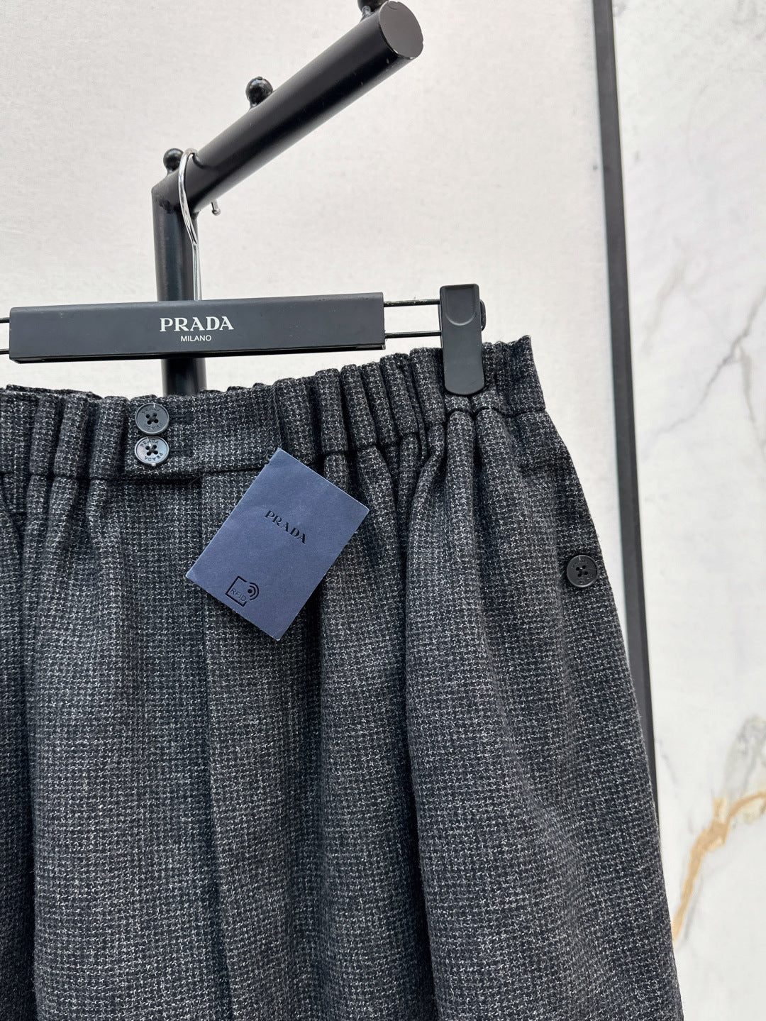 Pra 25fw pleated skirt