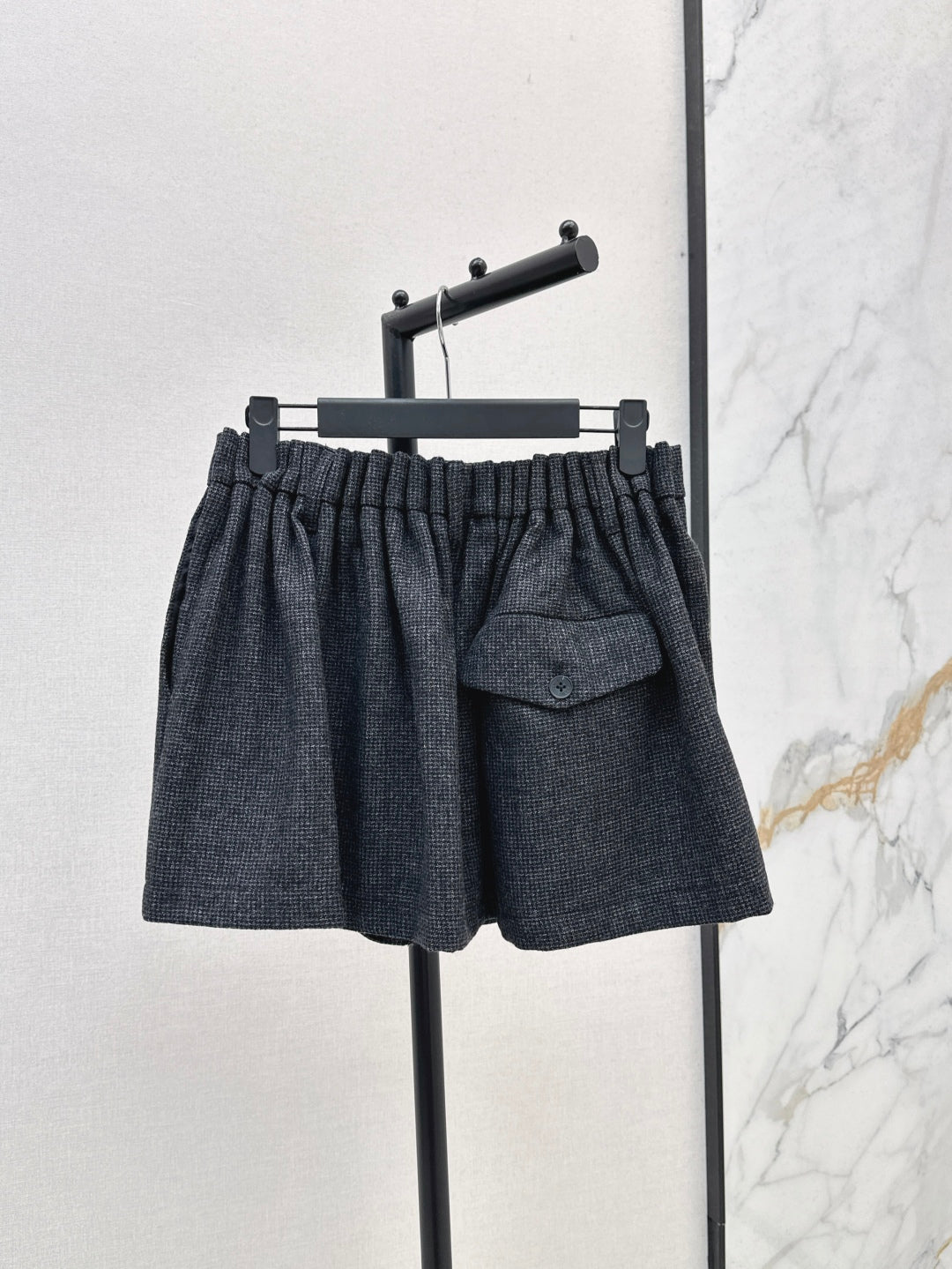 Pra 25fw pleated skirt