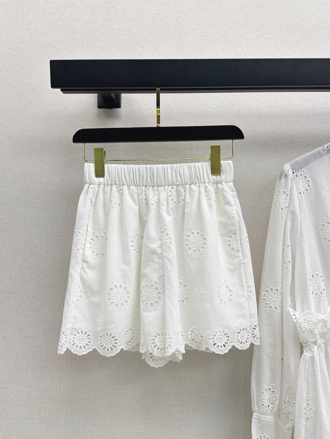 Valen 25ss embroidered dress set