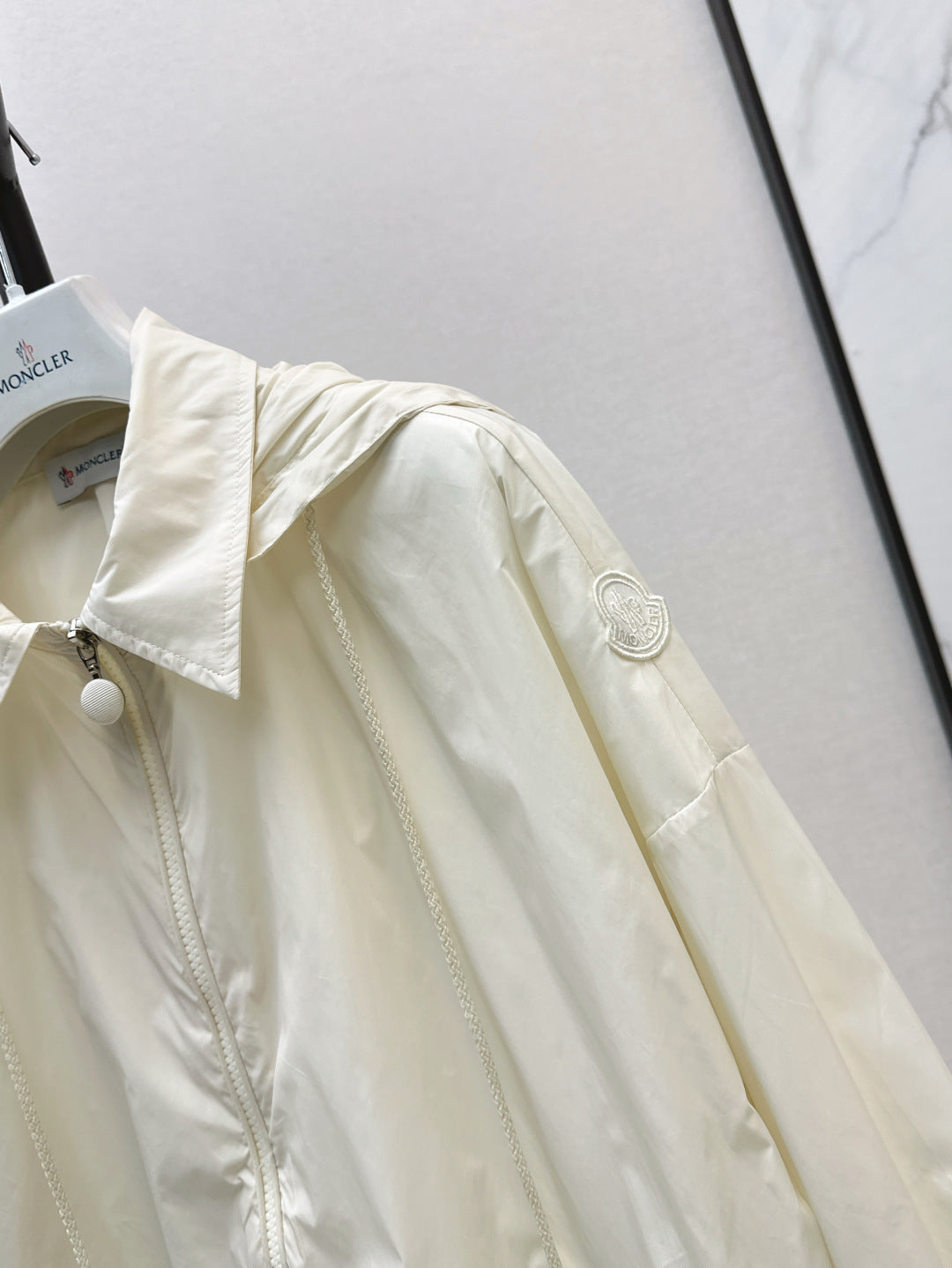 Monc 25fw hooded jacket