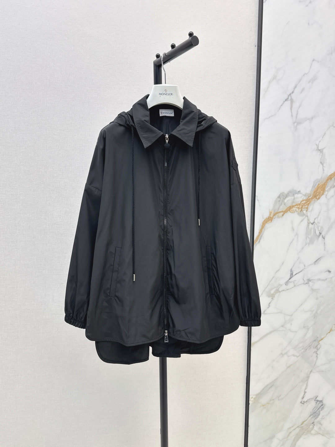 Monc 25fw hooded jacket