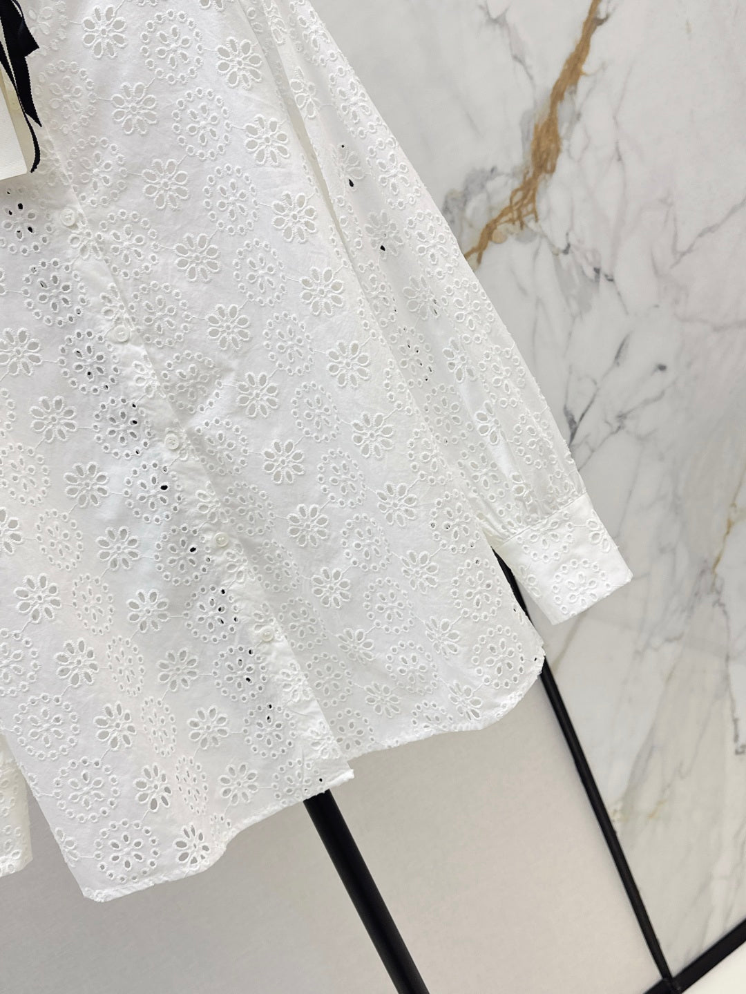 Valen 25fw embroidered shirt