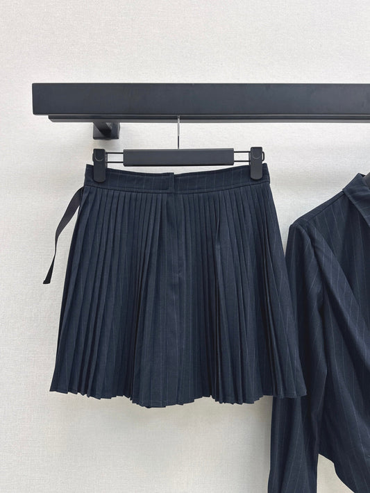 CD 25fw pleated suit