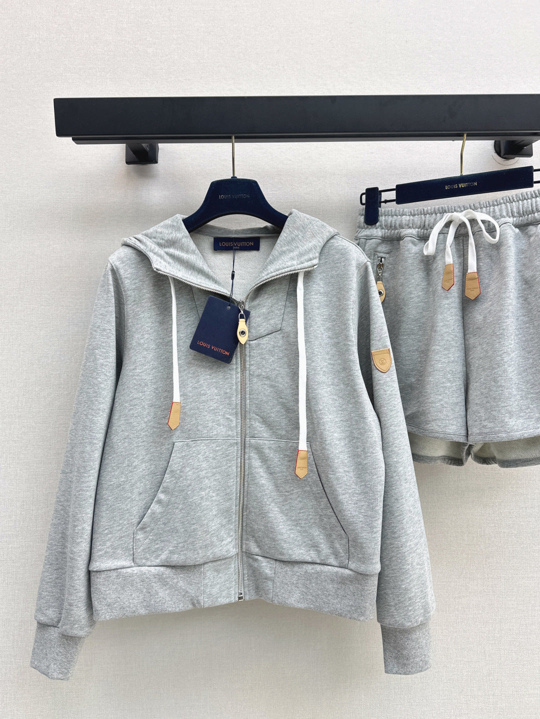 Louis 25fw hoodie short set