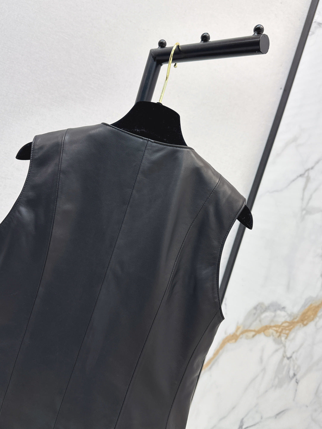 Chan 25fw leather vest