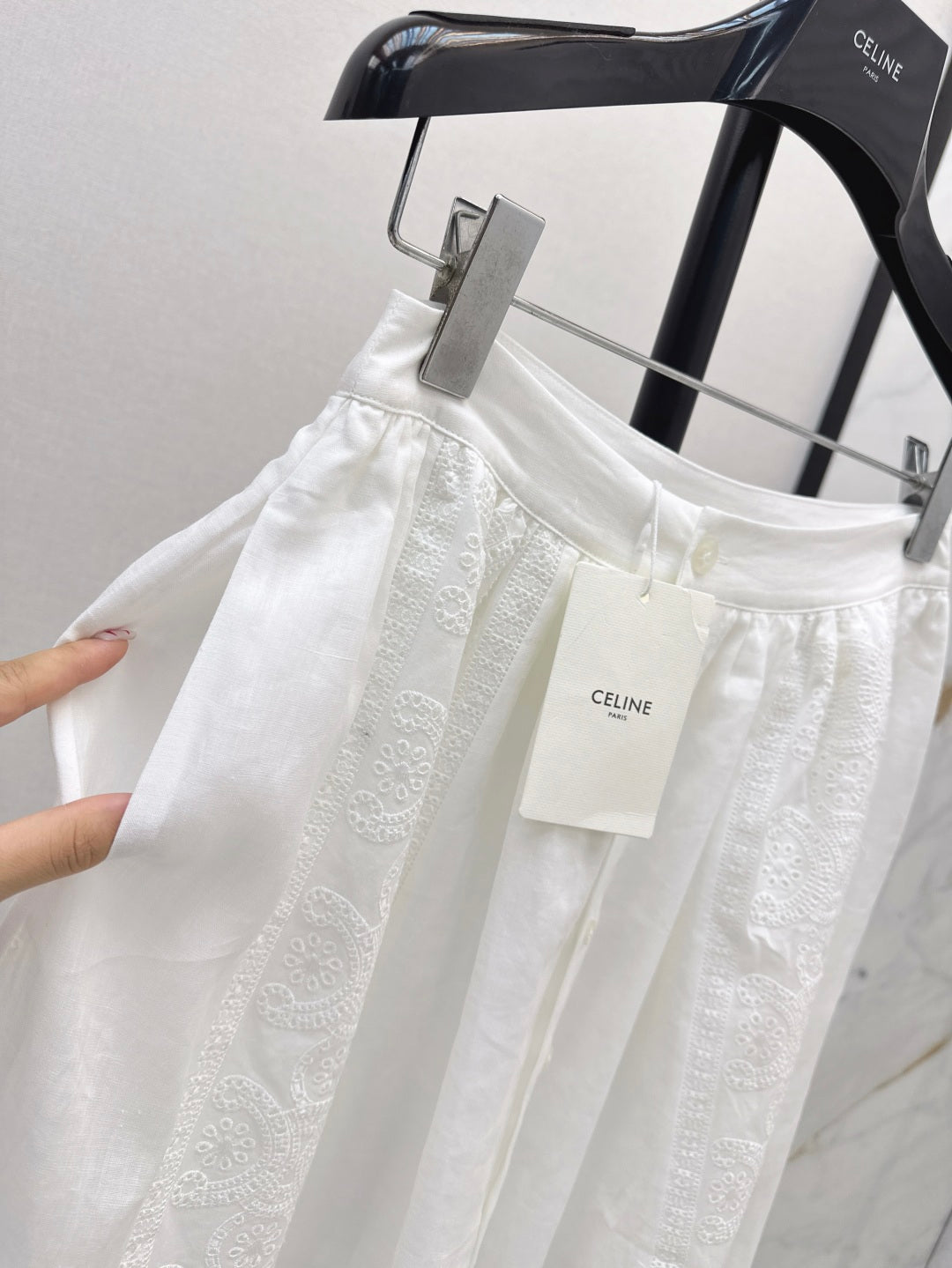 Celi 25fw embroidered skirt
