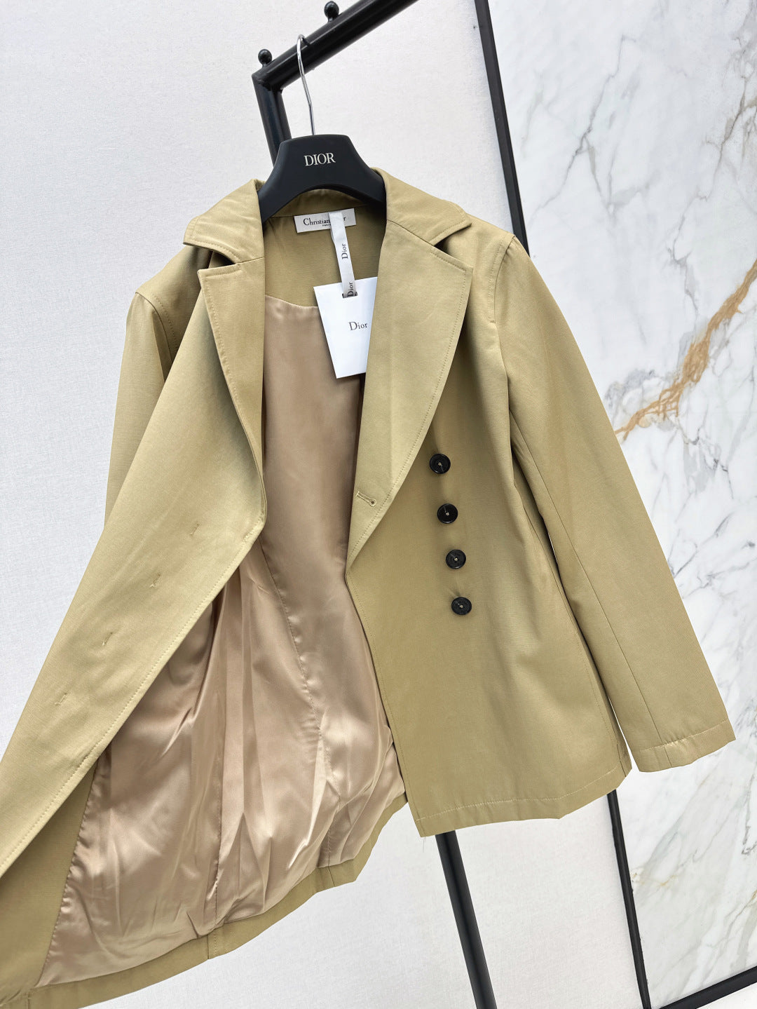 CD 25fw trench coat