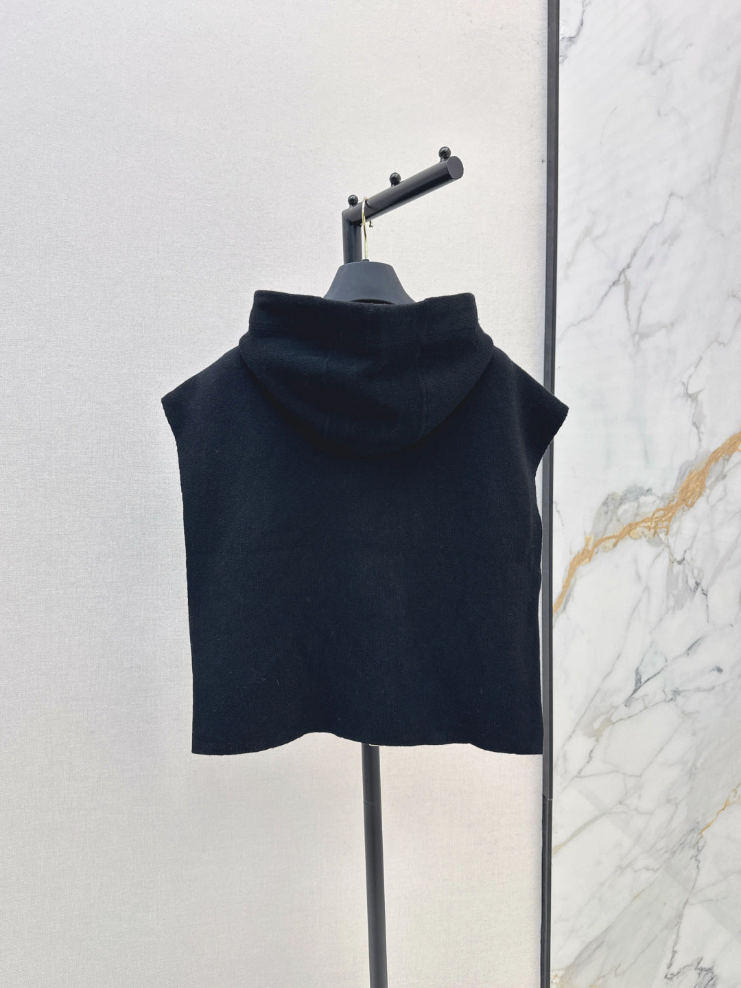 Louis 25fw jacquard vest