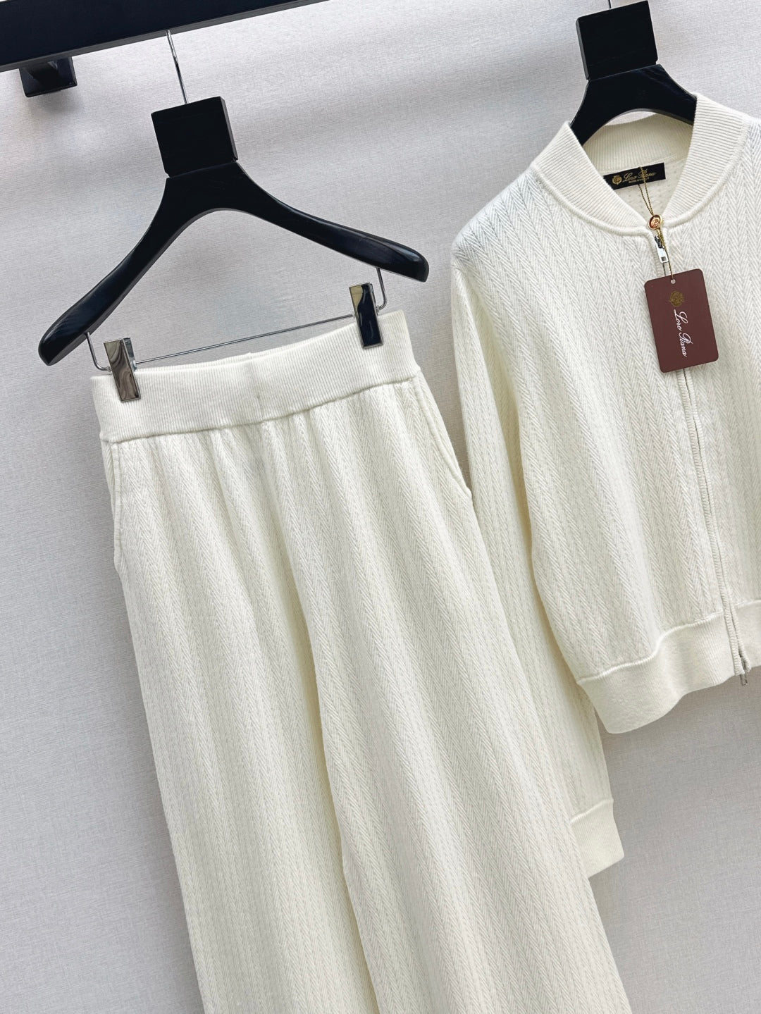 Loro 25fw cashmere suit