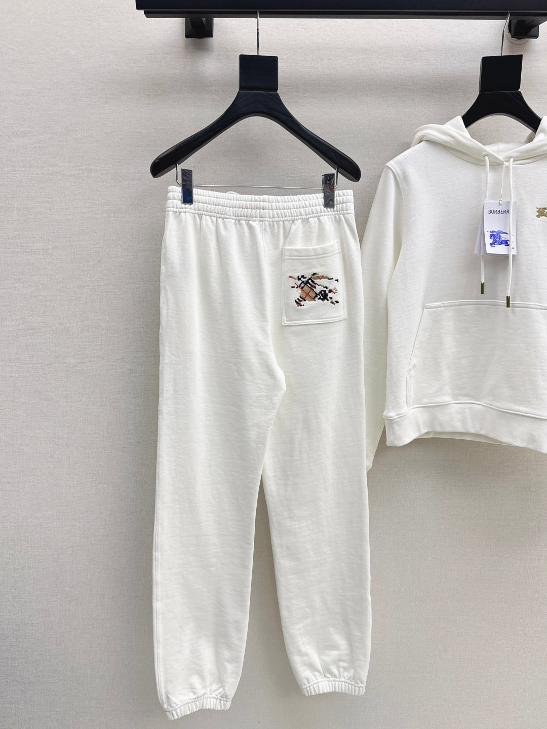 Bur 25fw embroidered tracksuit