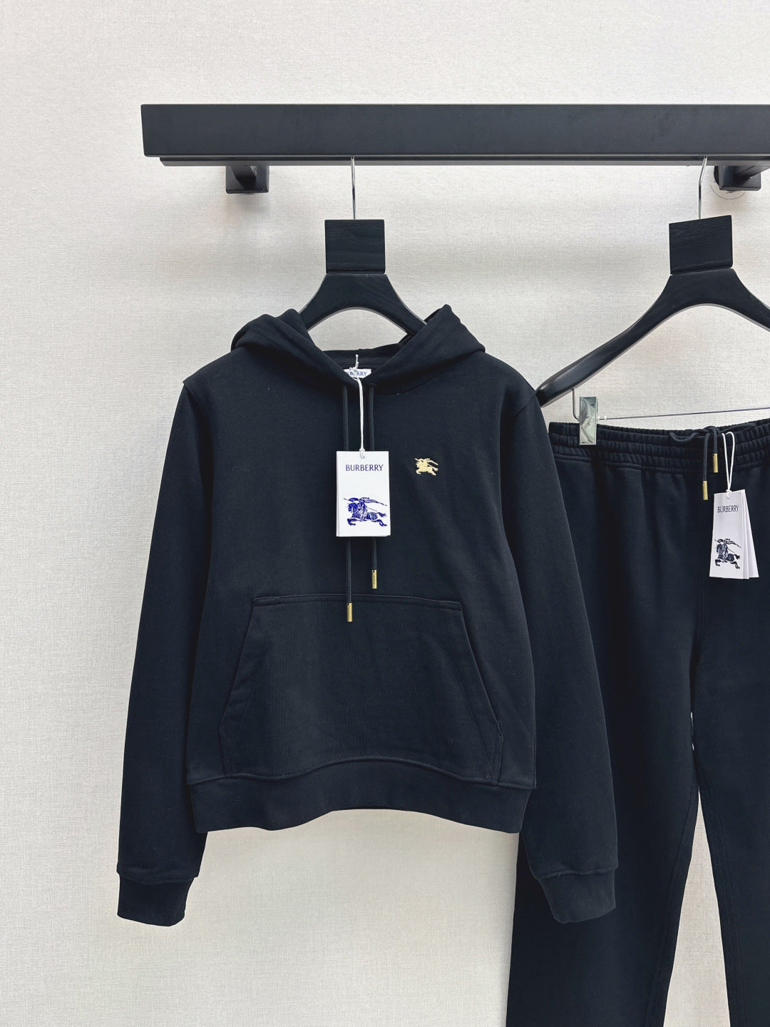 Bur 25fw embroidered tracksuit