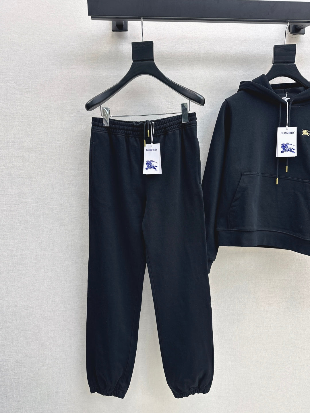 Bur 25fw embroidered tracksuit