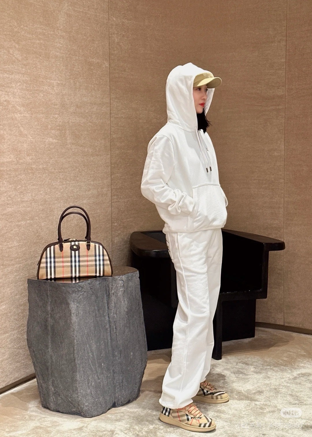 Bur 25fw embroidered tracksuit