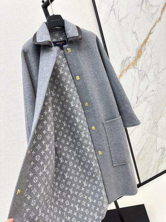 Louis 25fw reversible coat