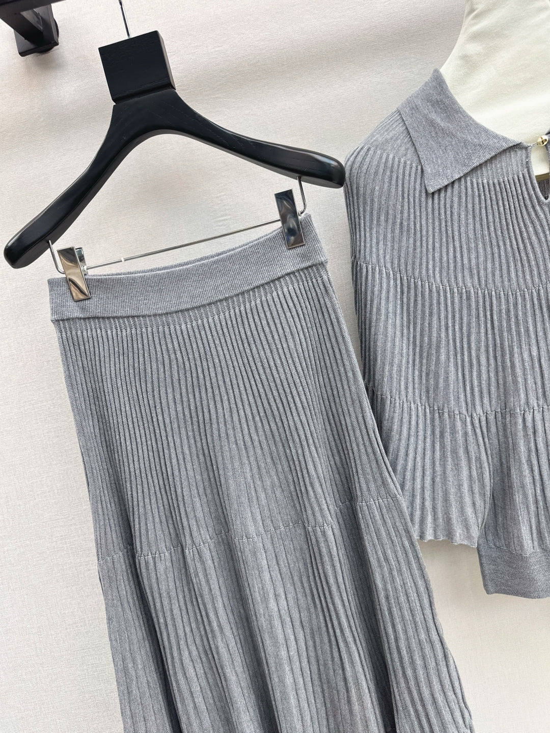 Miu 25fw knitted suit