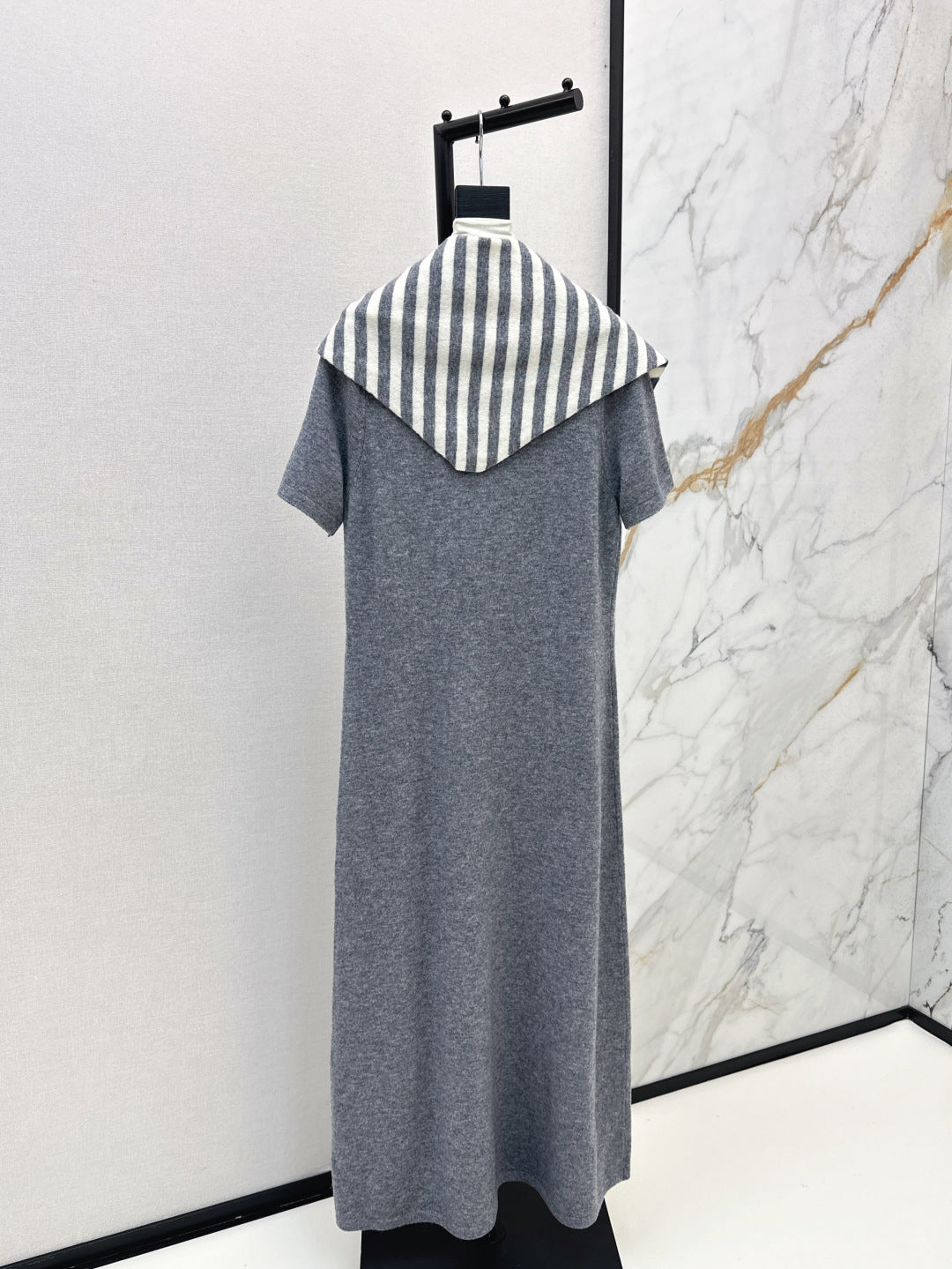 Max 25fw shawl dress