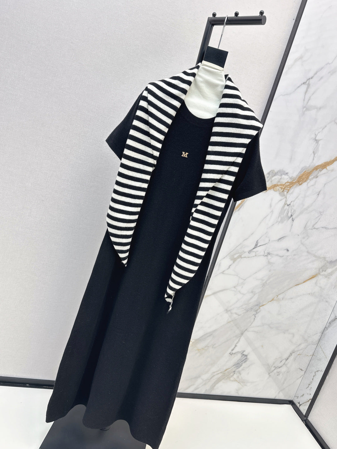 Max 25fw shawl dress