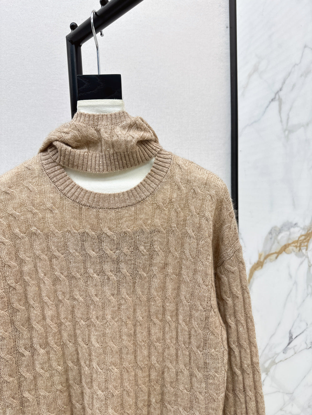 Brune 25fw cashmere sweater
