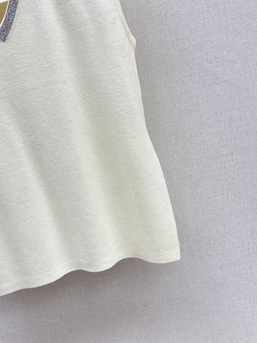 Brune 25fw v-neck vest