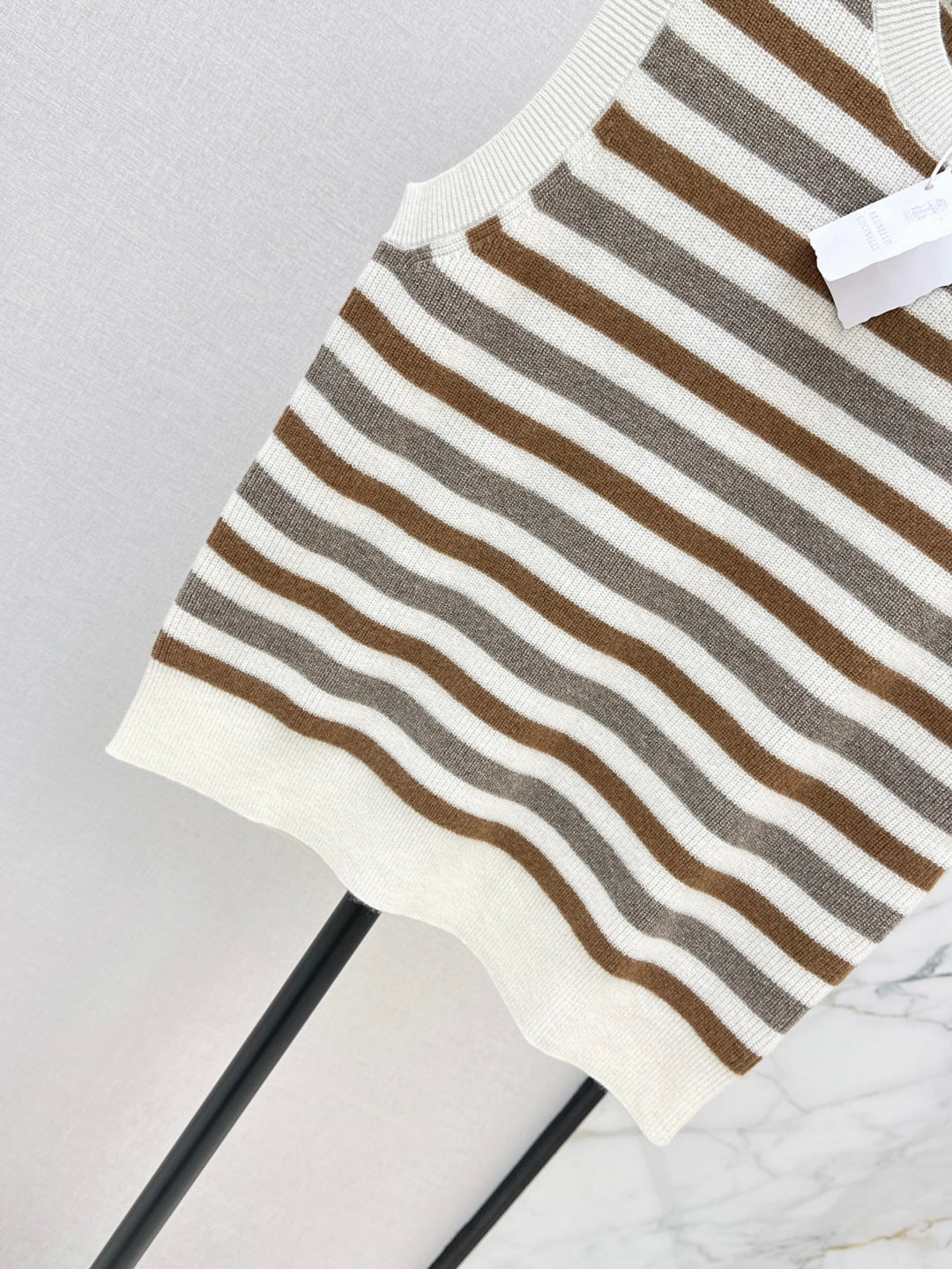 Brune 25fw knitted vest