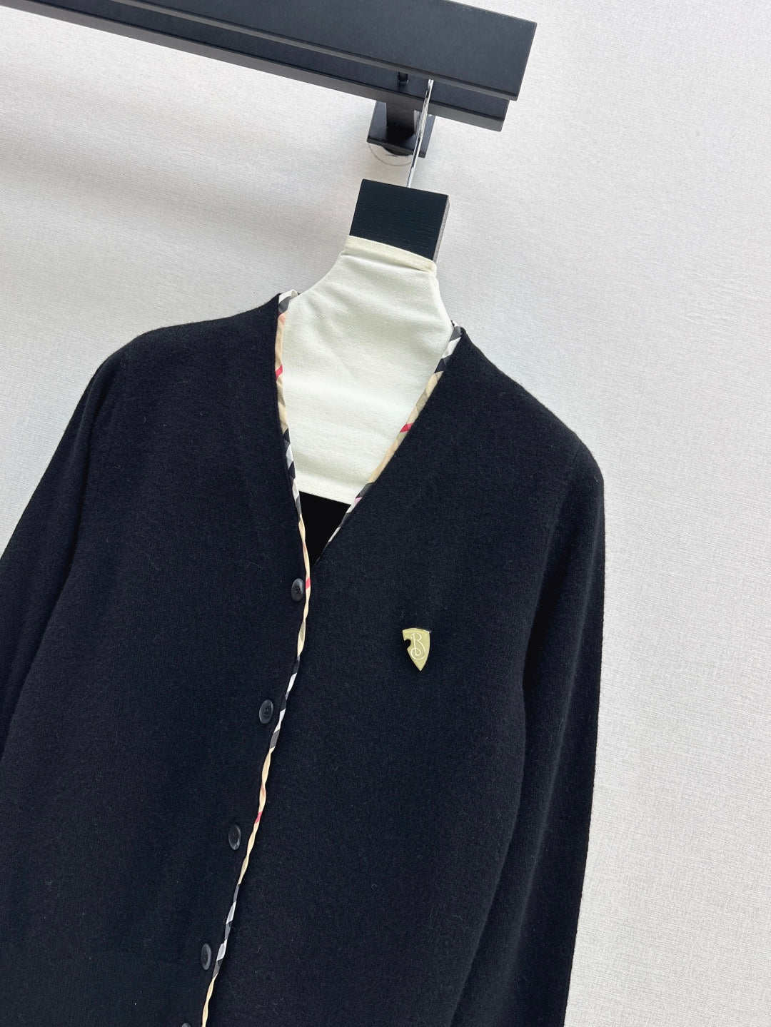 Bur 25fw knitted cardigan