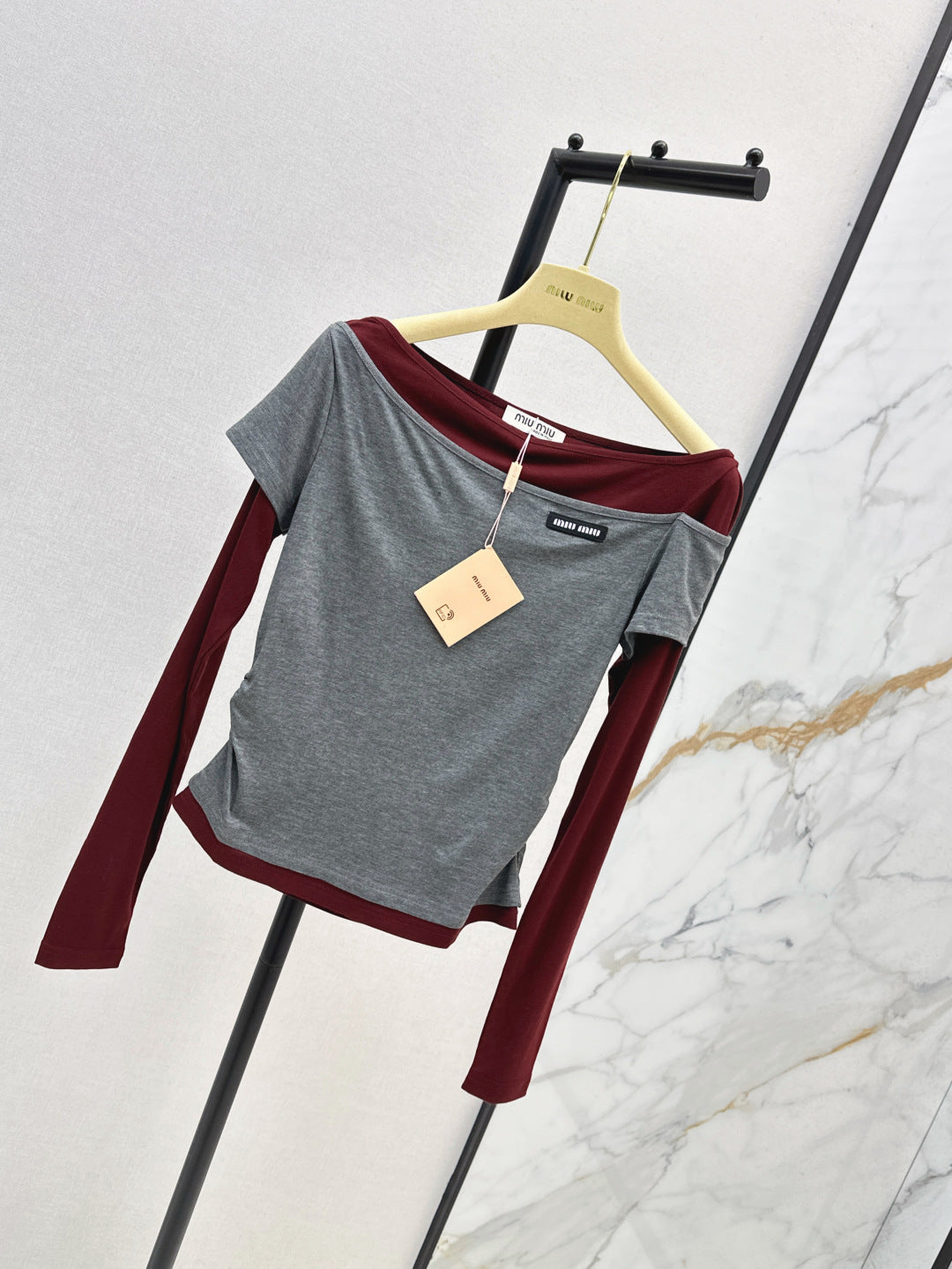 Miu 25fw off-shoulder shirt