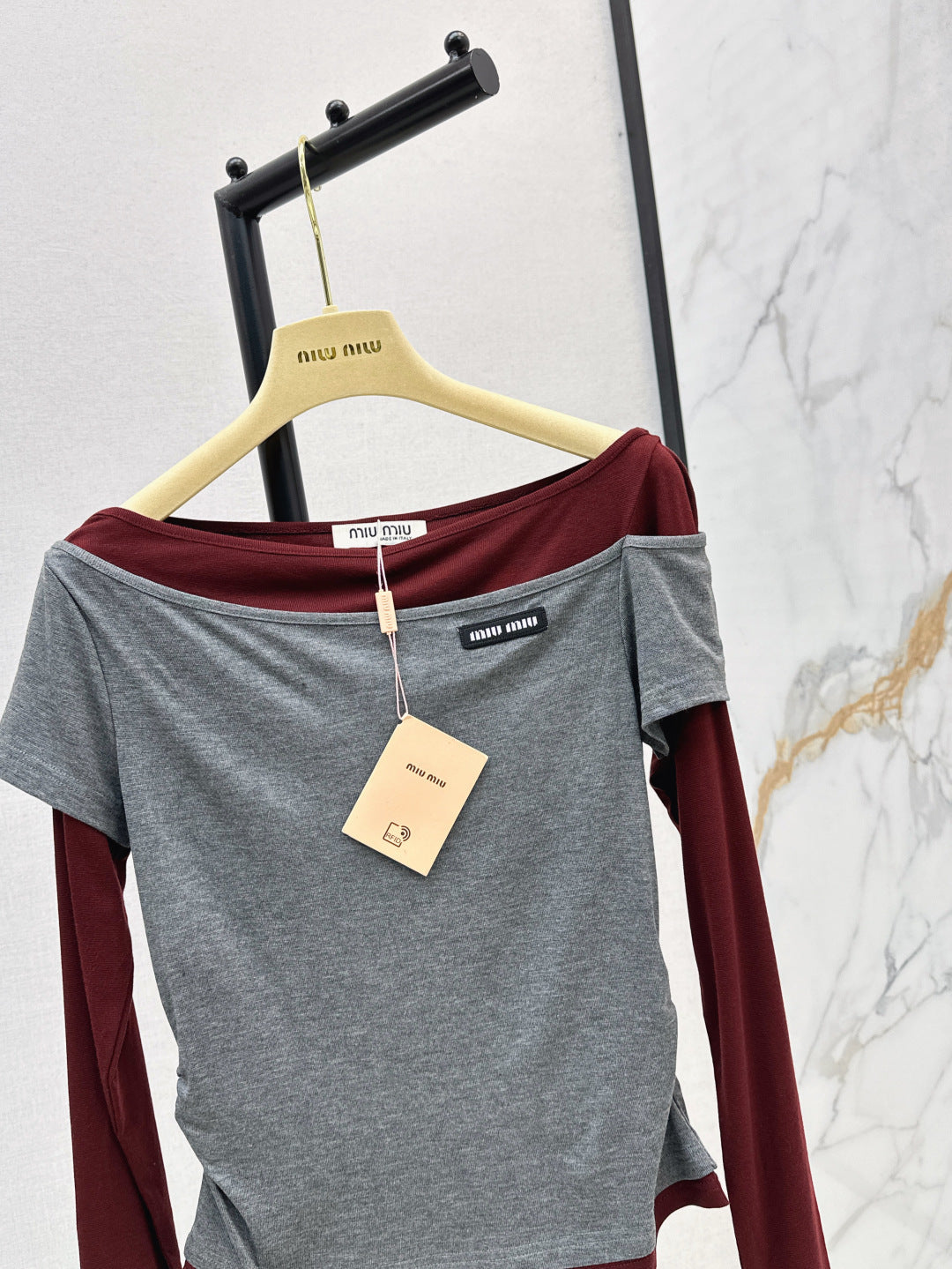 Miu 25fw off-shoulder shirt