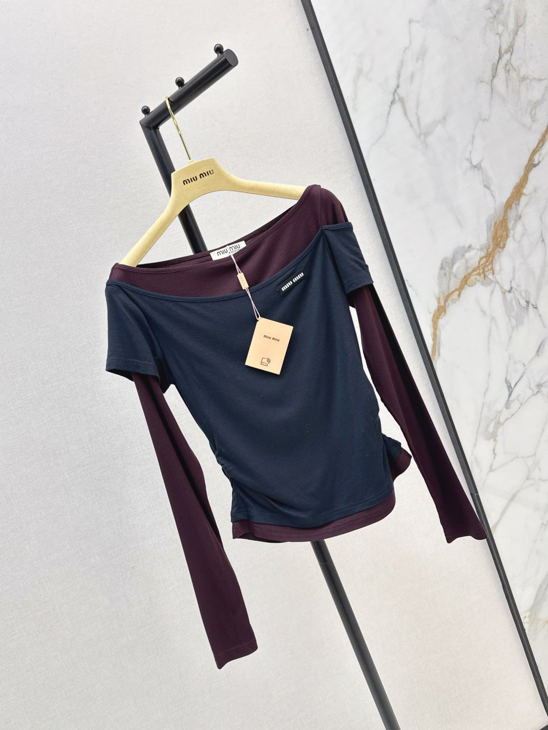 Miu 25fw off-shoulder shirt