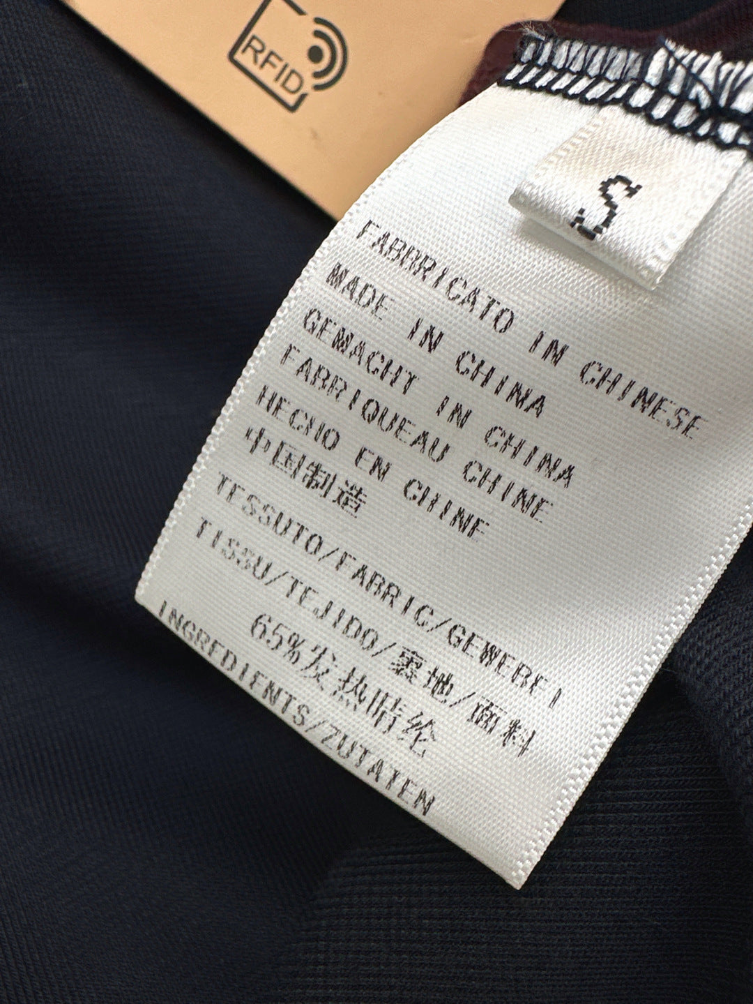 Miu 25fw off-shoulder shirt