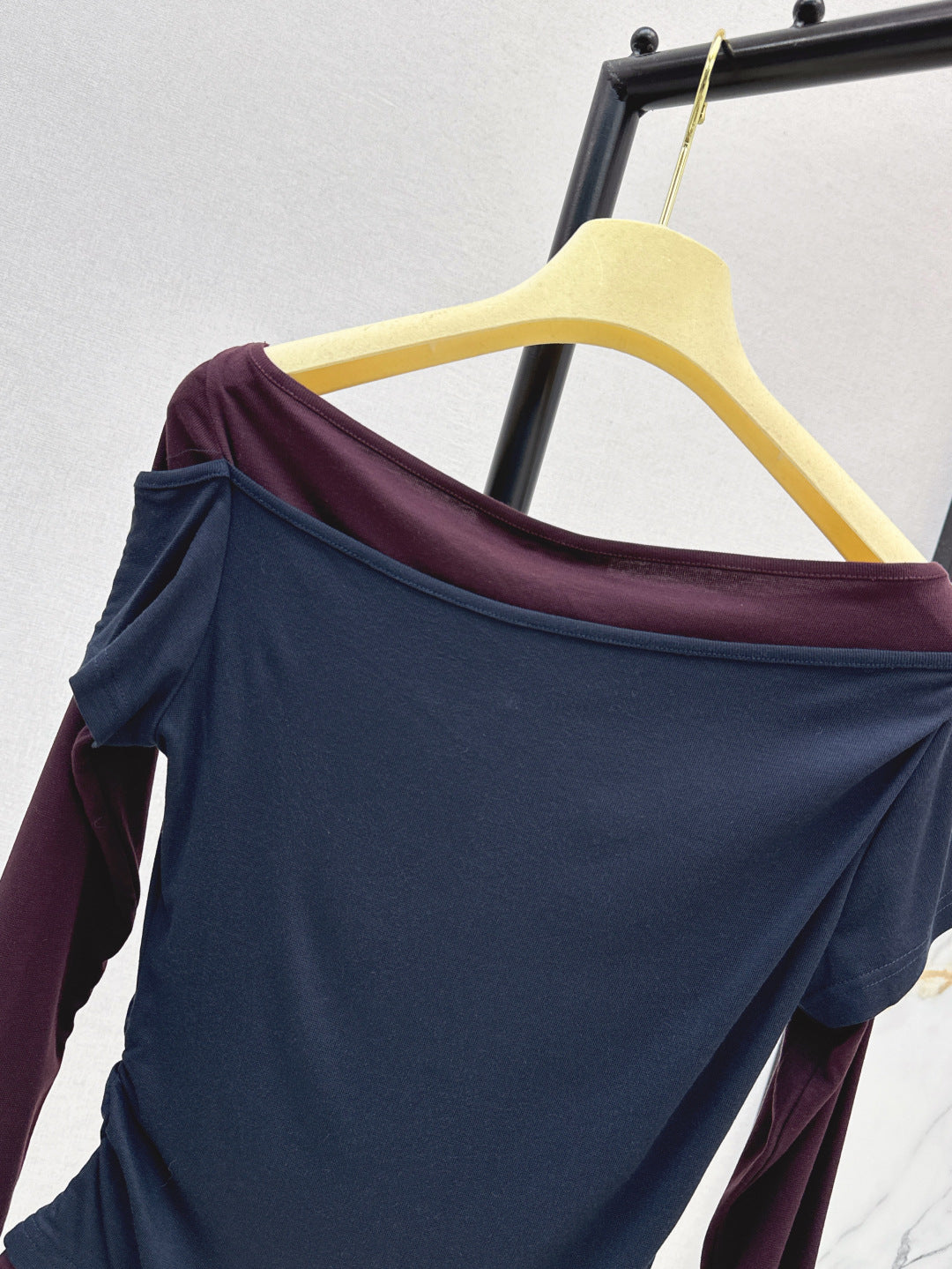 Miu 25fw off-shoulder shirt