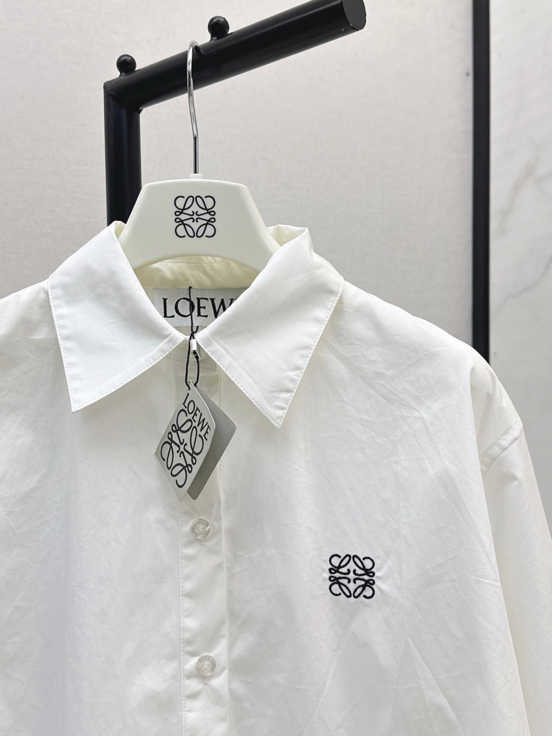 Loe 25fw buttons shirt