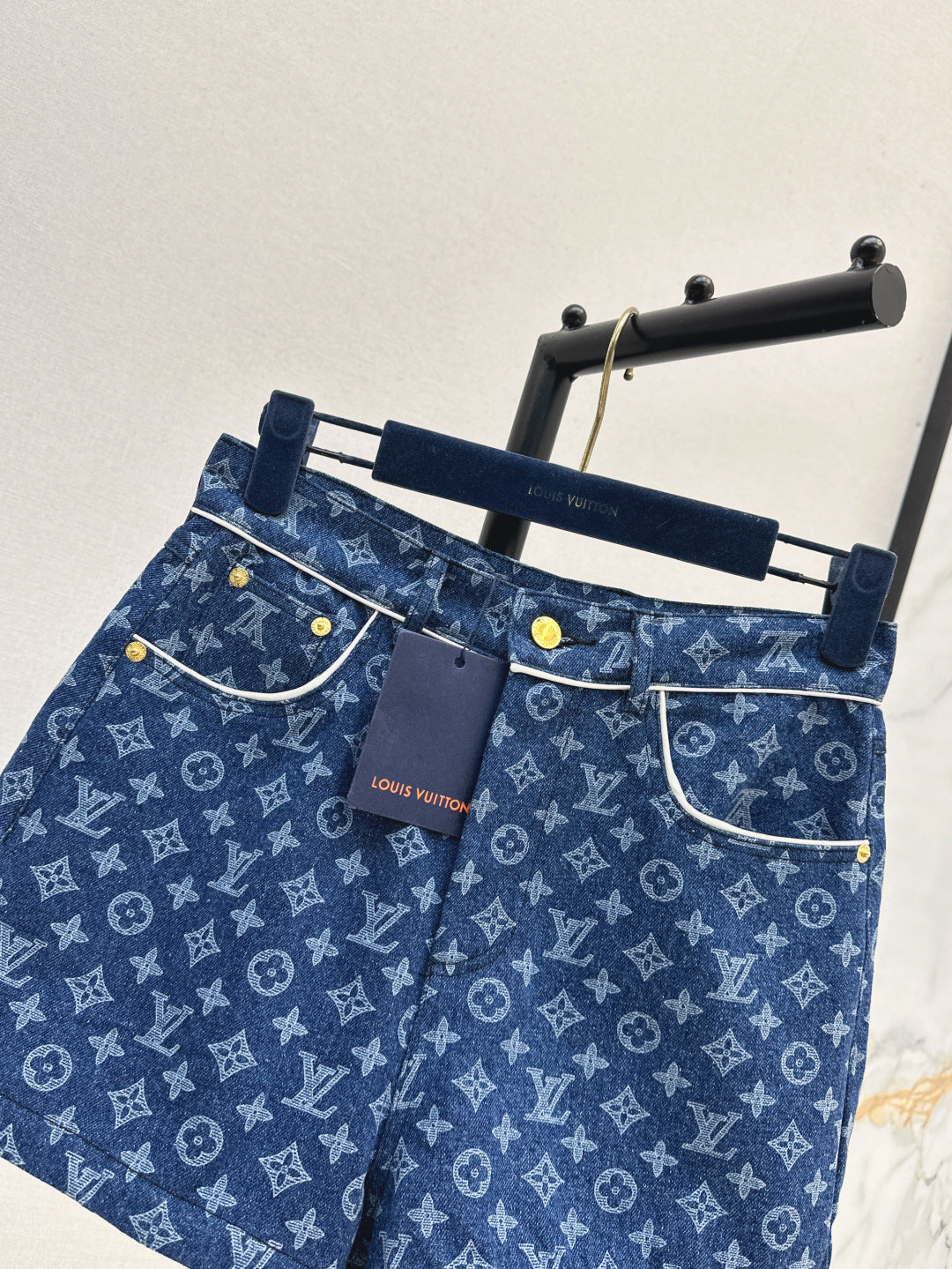 Louis 25fw jacquard short