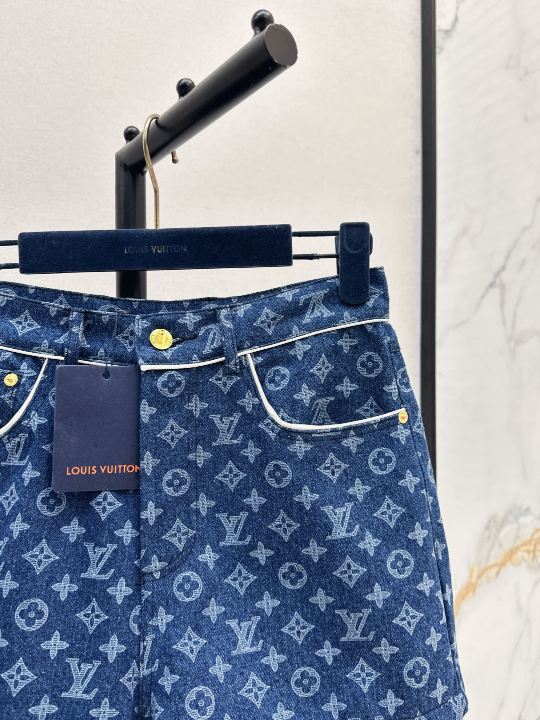 Louis 25fw jacquard short