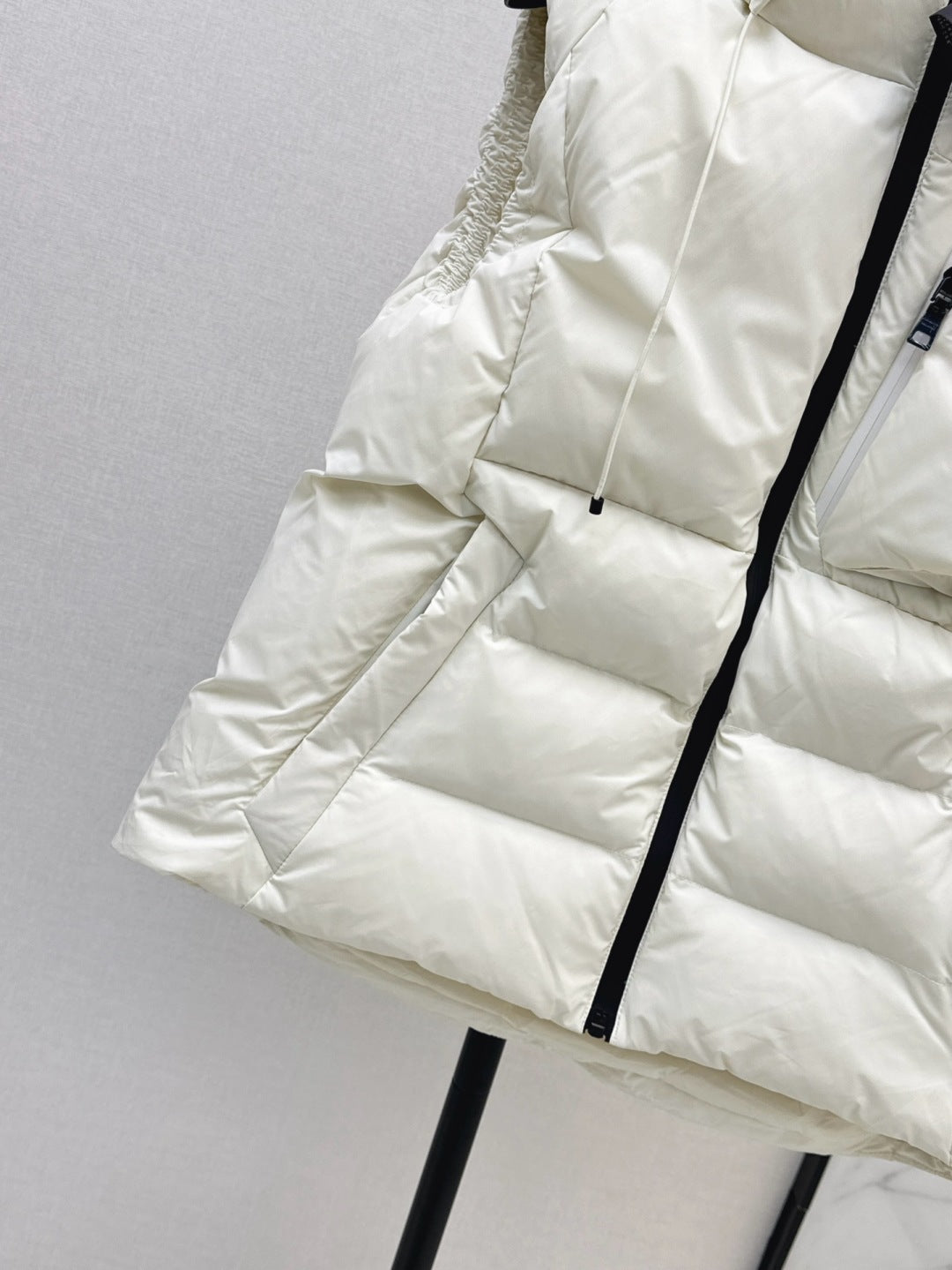 Pra 25fw down vest