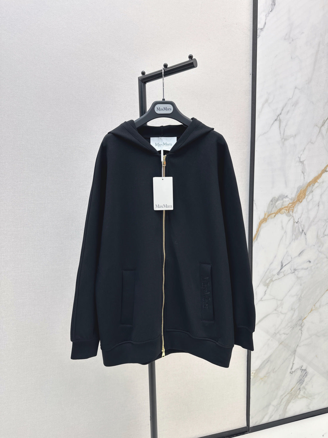 Loe 25fw hoodie
