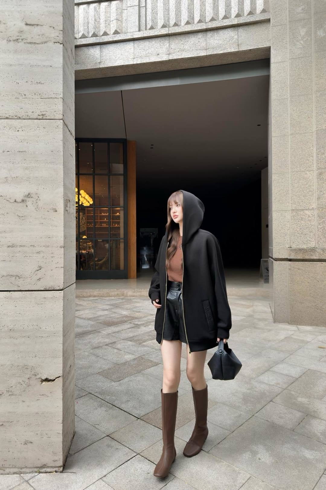 Loe 25fw hoodie