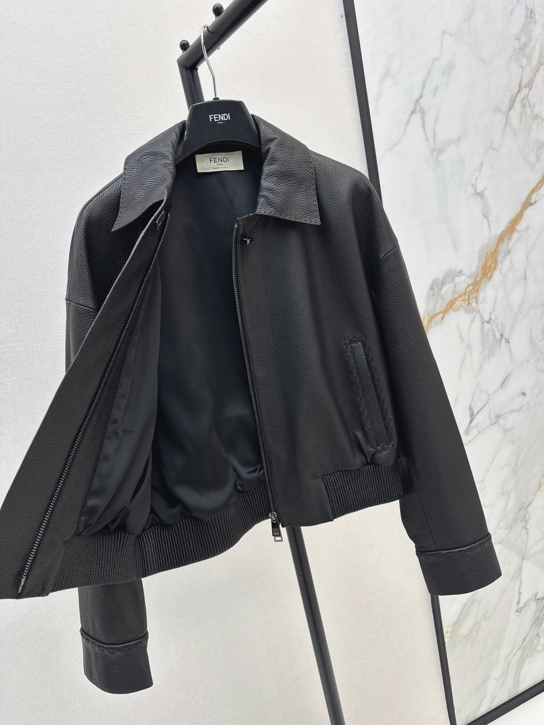 Pra 25fw leather jacket