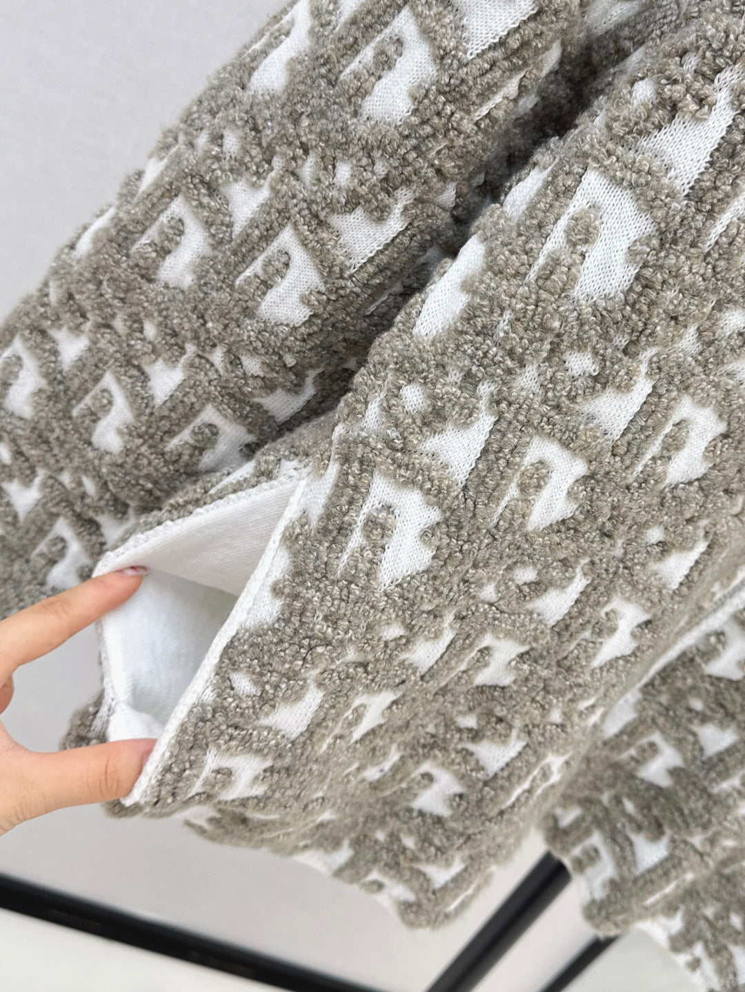 CD 25fw jacquard jacket