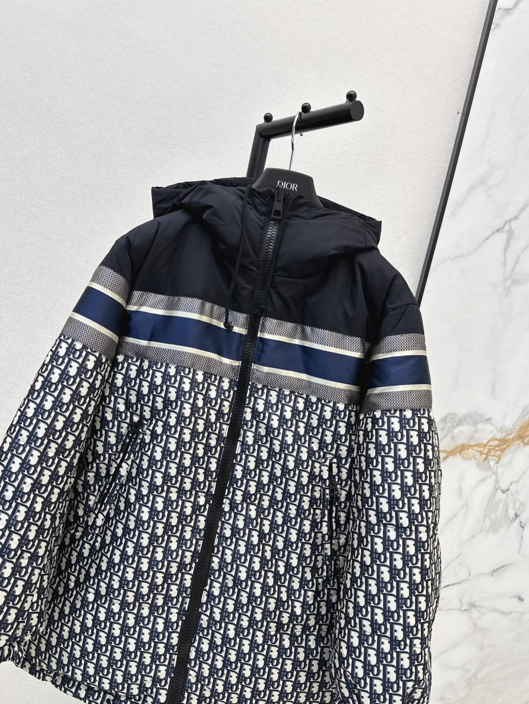 CD 24fw reversible down jacket