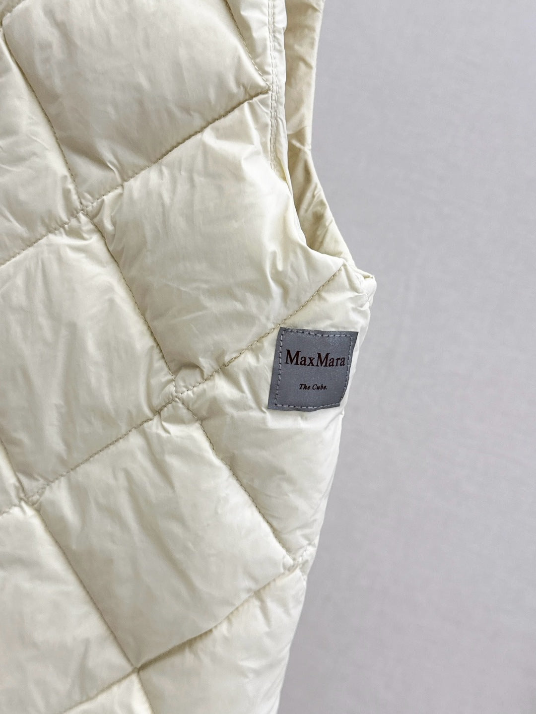 Max 25fw down vest