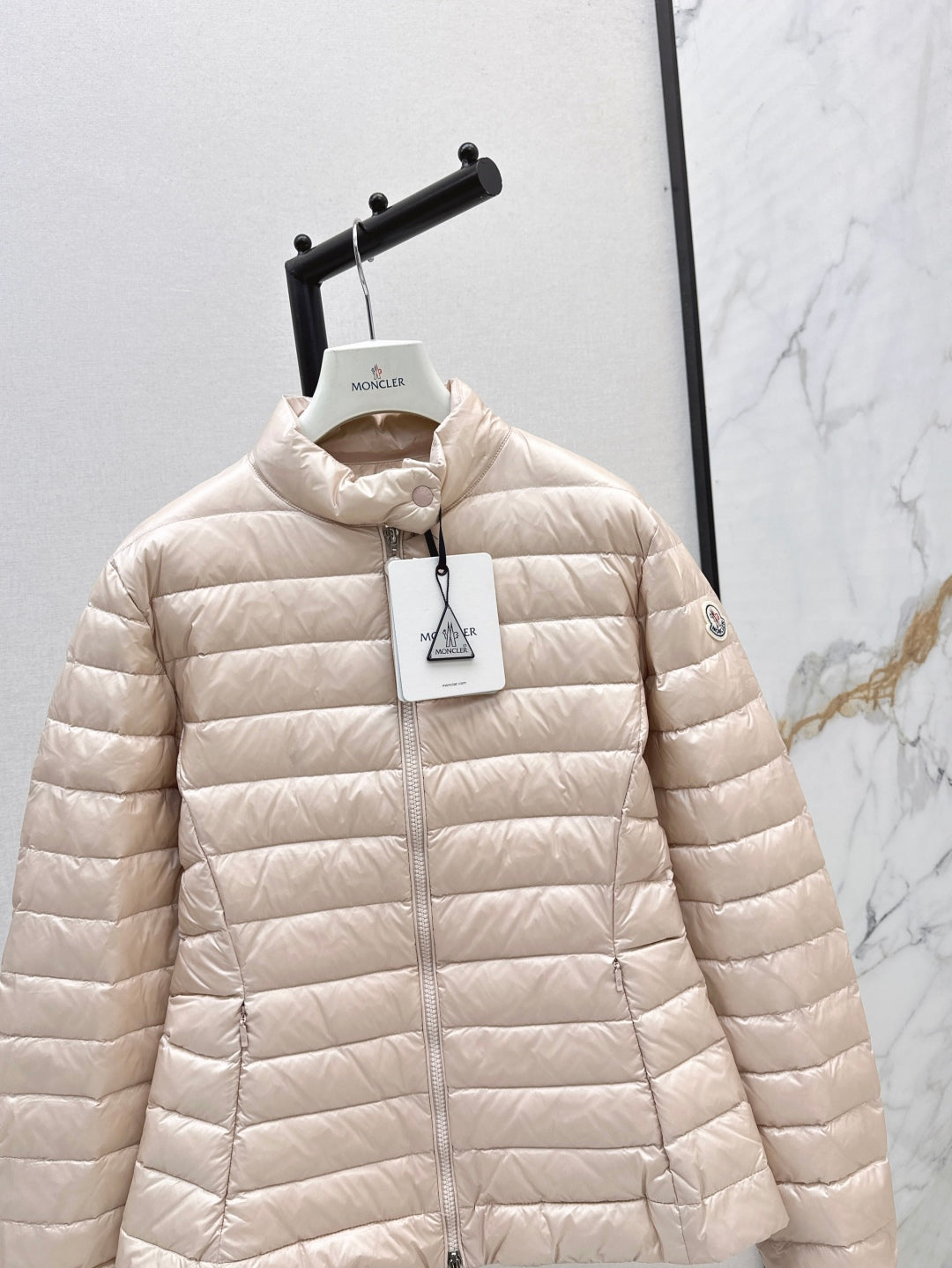 Monc 25fw down jacket