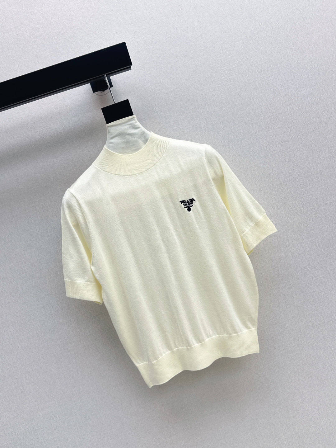 Pra 25fw knitted t-shirt