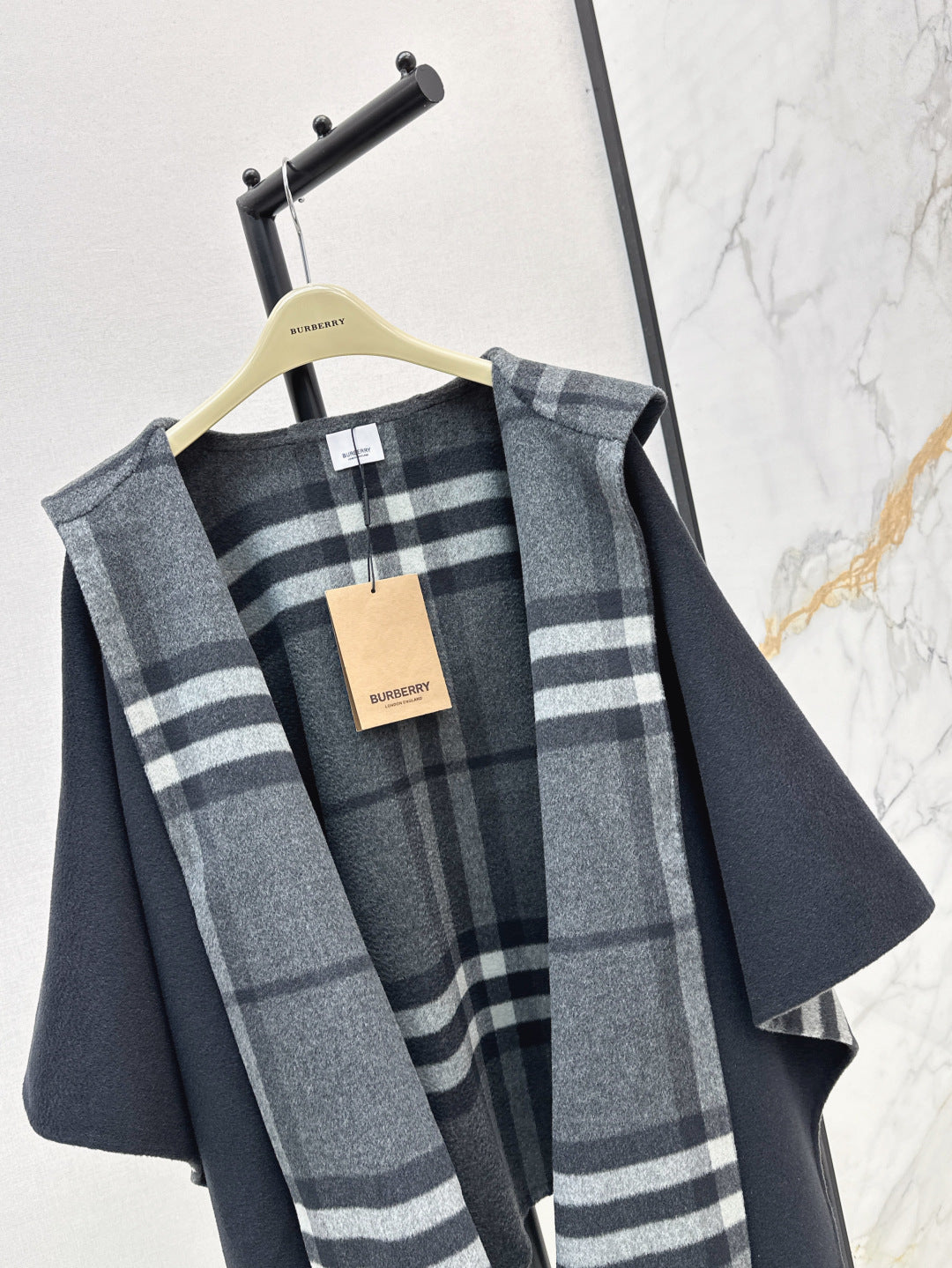 Burber 25fw reversible coat