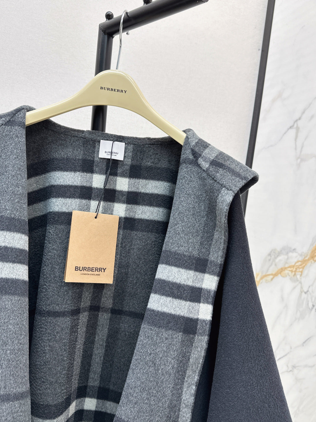 Burber 25fw reversible coat
