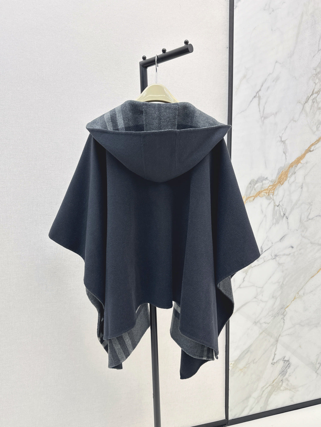 Burber 25fw reversible coat