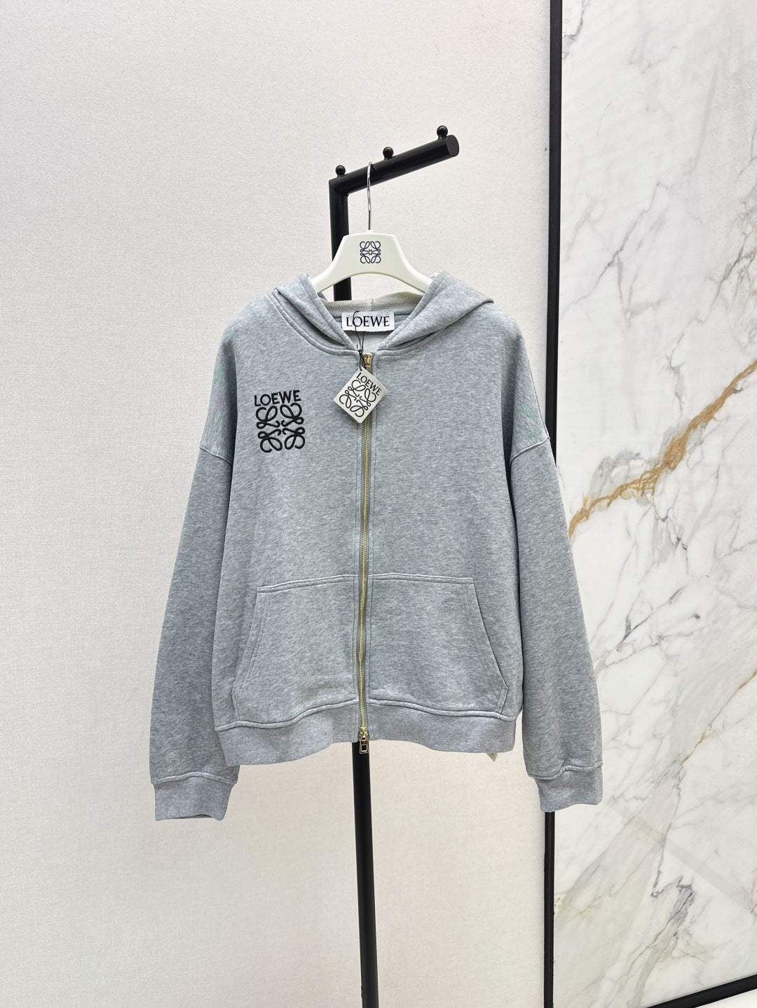 Loe 25fw embroidered jacket