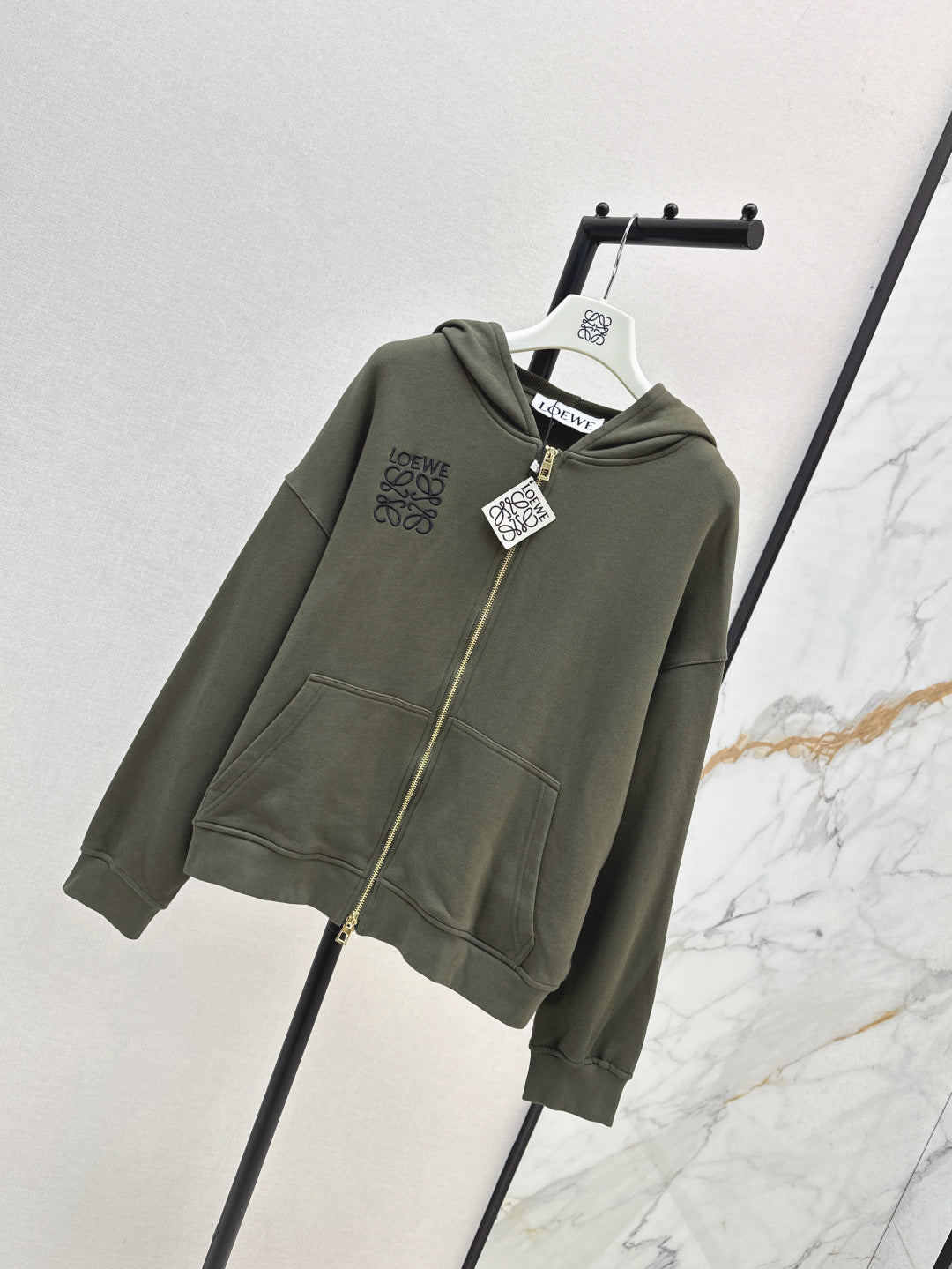 Loe 25fw embroidered jacket